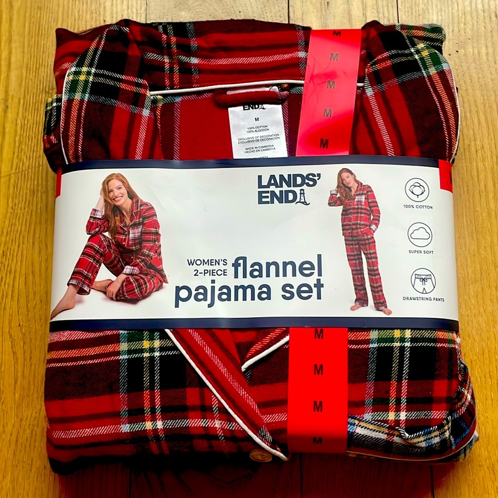 Lands End Women's 2-piece flannel pajama set